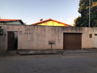 Casa Ocupada com 3 Quartos em Janaúba/MG