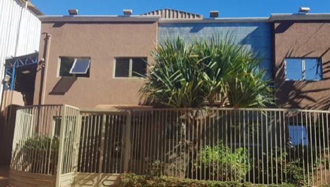 Espaçosa Parte Ideal de Imóvel Industrial com 3.695 m² Ocupado
