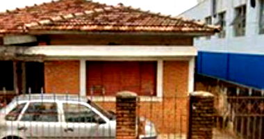 Casa com 4 cômodos, 180m² construída, em Ibaté/SP