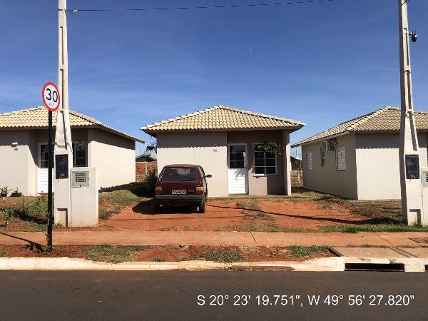 Casa em Votuporanga - 2 Qts, 43,85m², 180m² Terreno
