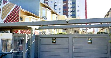 Casa com 2 quartos e 2 vagas em Canoas/RS