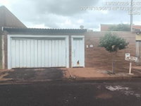 Casa com 32,97m², 2 quartos, 1 banheiro, área de serviço e cozinha