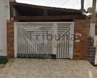 Casa no Jardim São Lourenço com 5 cômodos