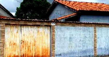 Casa com 2 quartos, 1 banheiro, 68.45m²