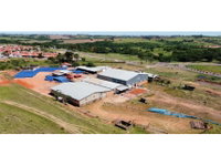 Imóvel Industrial com 3 barracões, escritório e casa, 2.946,55m² construídos