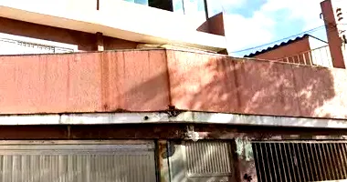 Casa em Leilão com 3 Quartos e 4 Vagas em Vila Dona Augusta