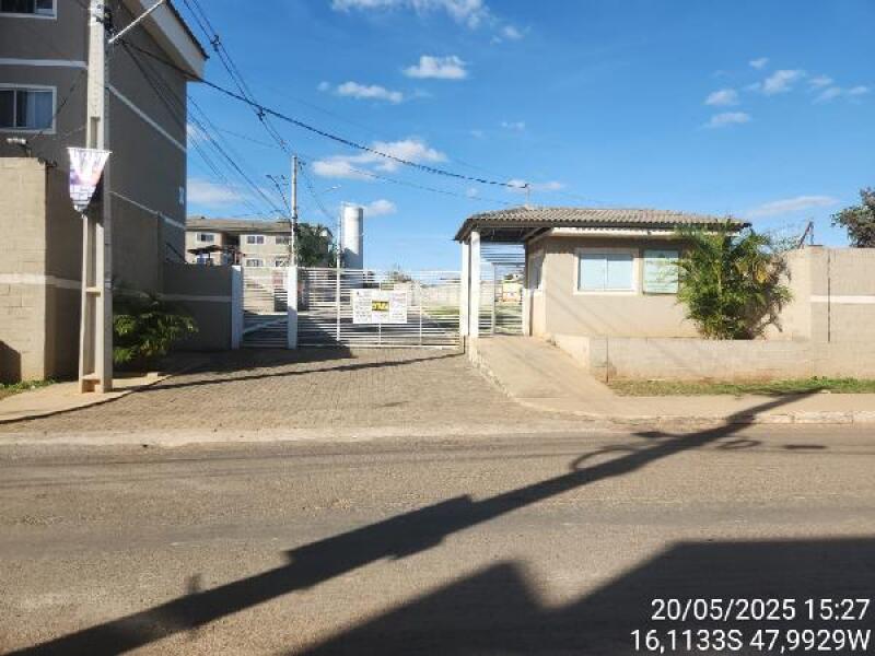 Apartamento com 2 quartos em Valparaíso de Goiás/GO