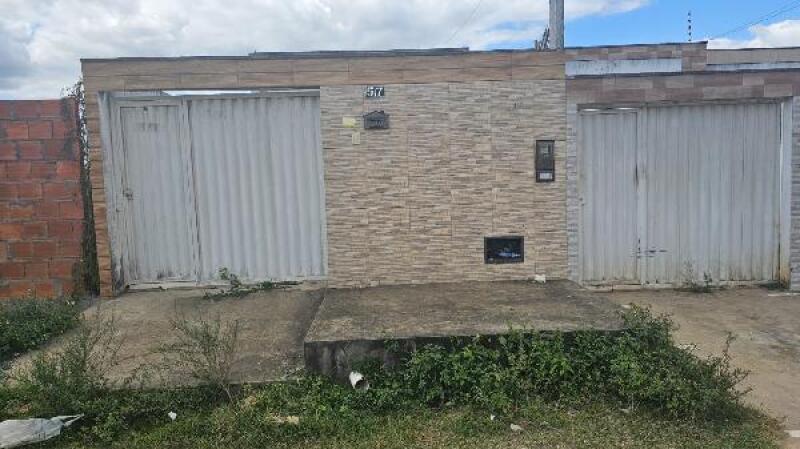 Casa com 2 quartos, 1 banheiro, 65.56m²
