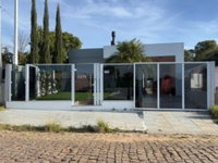 Casa 173 m² em Santiago-RS com 3 quartos e 2 banheiros