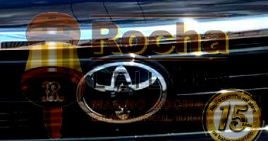 TOYOTA HILUX CD SRX A 4RD - 2023/2024 com apenas 6.848 km