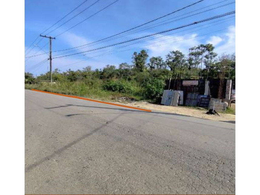 Terreno de 2.500 m² em leilão