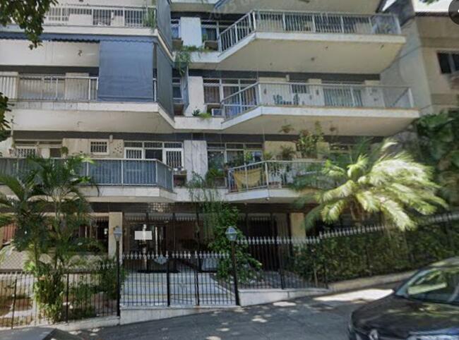 Apartamento com 117m² e 2 vagas de garagem
