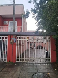 Casa com 1 sala e 1 varanda em Nova Iguaçu, RJ