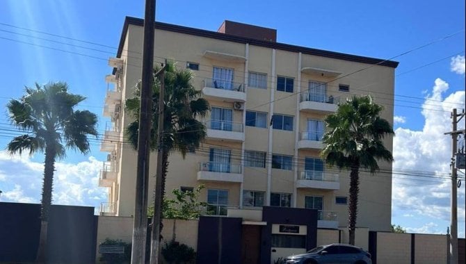 Apartamento com 2 quartos e 2 banheiros, 64 m²