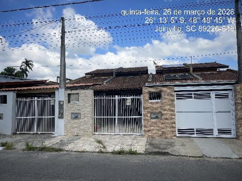 Casa com 2 quartos e 1 vaga em Joinville, 51,16m² privativos