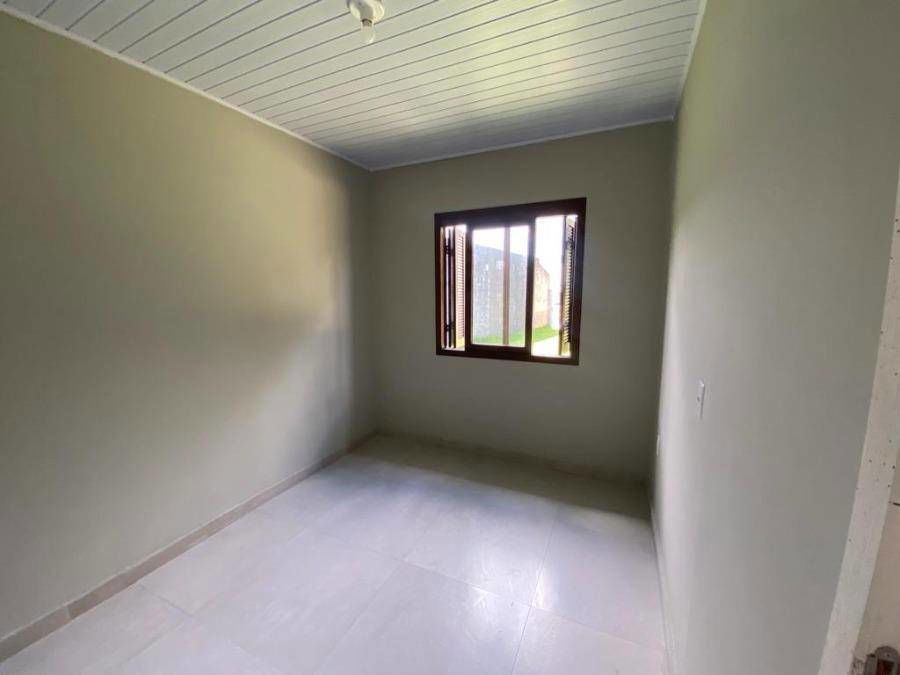 Casa com 2 quartos, 1 banheiro, 66m² construída, ocupada