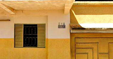 Casa padrão com 5 quartos, 3 banheiros, 1 vaga, 105m² construída