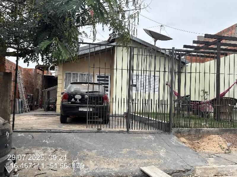 Casa com 2 quartos, 1 vaga de garagem, 45,4m², ocupada