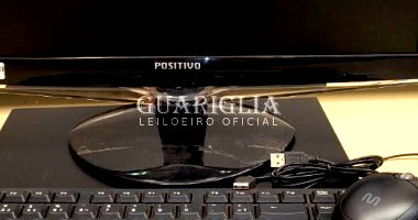 Lote 248: 15 Microcomputadores e 15 Monitores Positivo