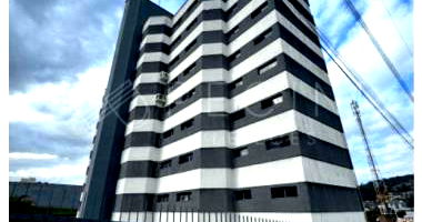 Apartamento com 157m² privativos, box e depósito