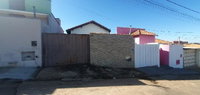 Casa com 3 Quartos e Área de Serviço em Jardim Cidade Nova