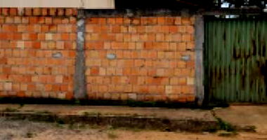 Casa residencial com 2 quartos, ocupada, em condomínio fechado