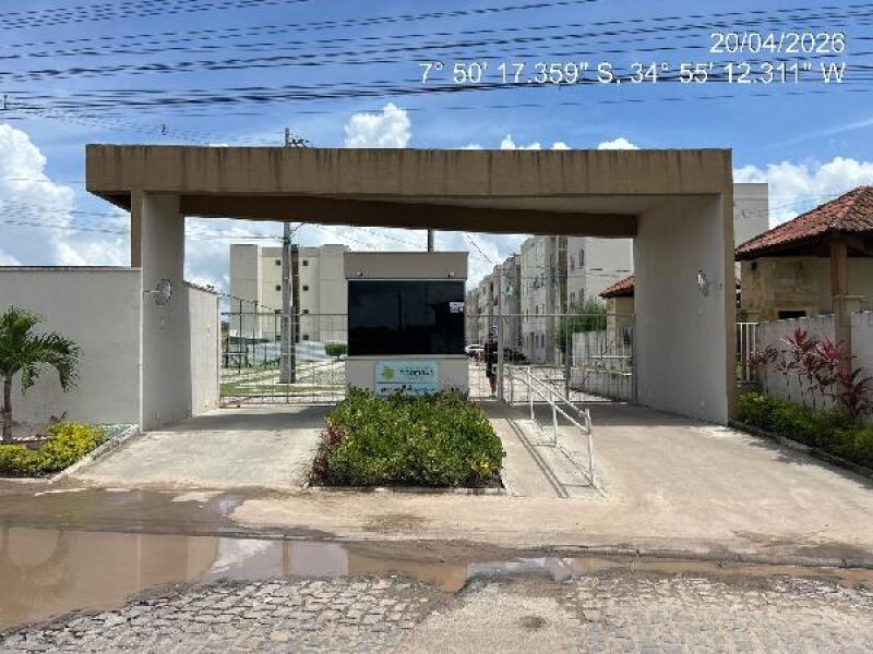 Apartamento com 2 Quartos e Varanda em Igarassu