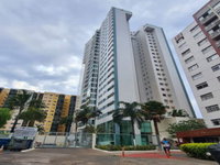 Cobertura com 4 Vagas em Condomínio de Luxo