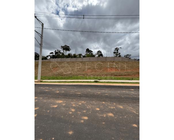 Terreno em Loteamento Tamboré Juiz de Fora - 300m²