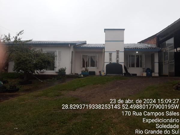 Casa com 4 Quartos e 1 Vaga em Soledade - RS