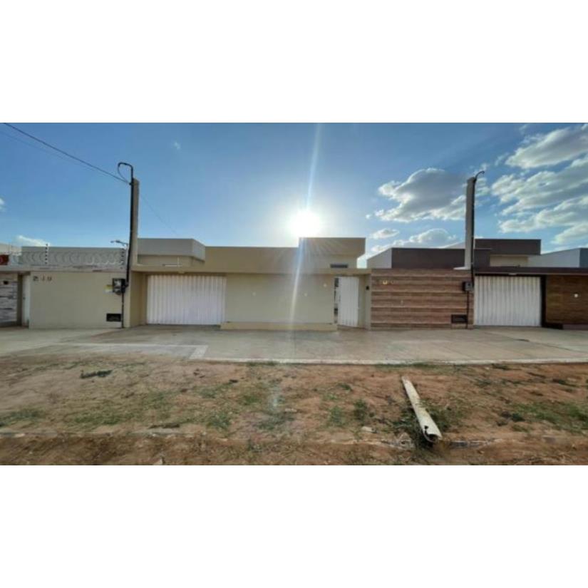Casa com 104m², 2 quartos, 1 banheiro, ocupada