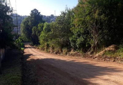 Terreno Ocupado em Viamão - 640m² na Rua Antônio Vivaldi