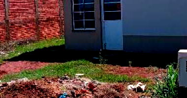 Casa no Conjunto Habitacional Vida Nova com 2 Quartos