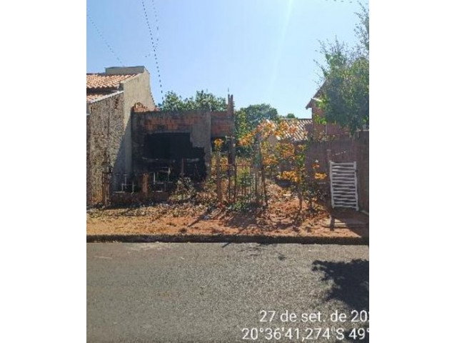 Terreno com 150m² em Tanabi/SP