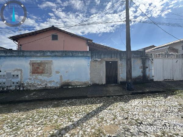 Casa 2 quartos, 1 banheiro, 44m² construída, 1 vaga, desocupada