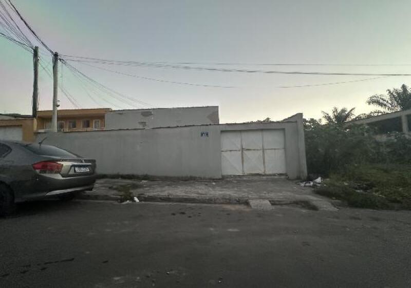 Casa com 2 Quartos e 1 Vaga em Nova Iguaçu