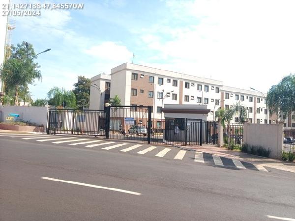 Apartamento 2 quartos, 1 banheiro, 1 vaga, 42,5m² privativos