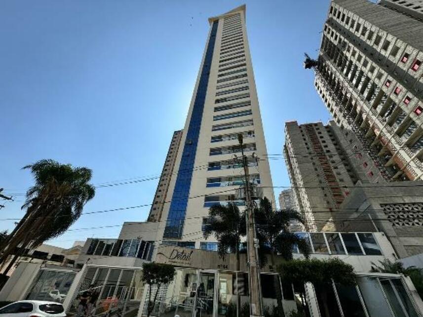 Apartamento com 3 vagas, 297,10m²