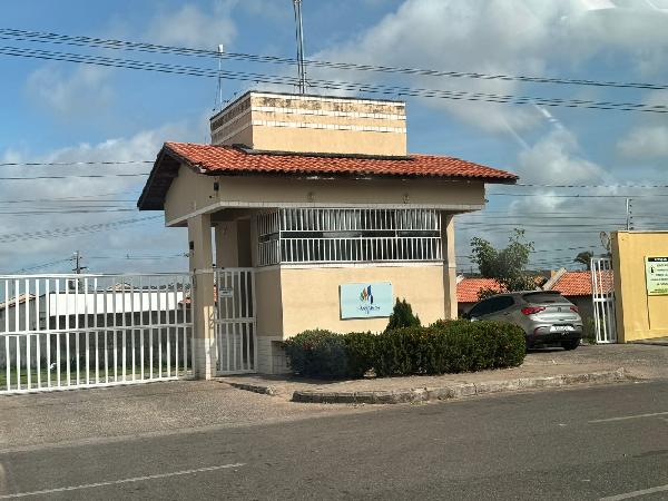 Casa com 2 Quartos e Área de Serviço em São José de Ribamar