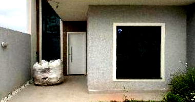 Casa 3 quartos, 1 banheiro, 60m² construída, desocupada