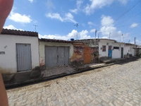 Casa com 2 quartos, 1 banheiro e 65m² de área privativa