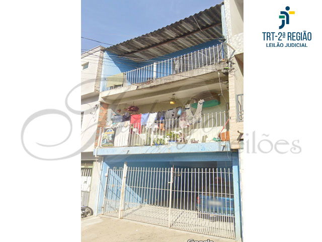 Casa com 3 quartos, 1 banheiro, área construída 80m², imóvel ocupado