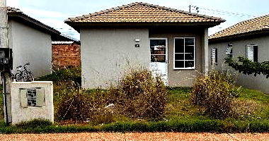 Casa 2 quartos, 1 banheiro, 43,85m² construída, terreno 160m²