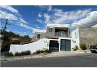 Casa com 67,01m², 2 quartos, 1 banheiro, ocupada
