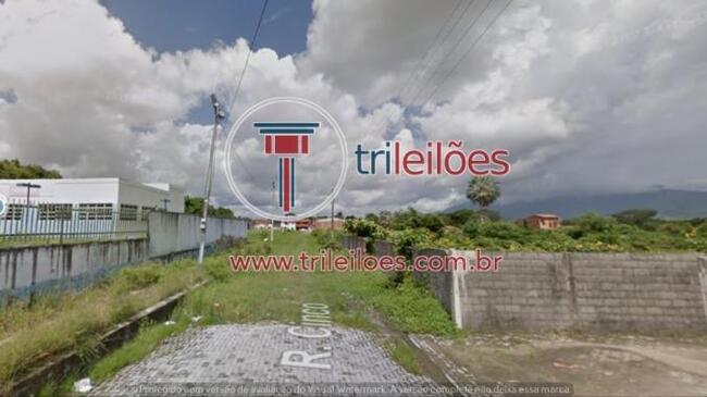 Parte de Área Livre em Conjunto Novo Maracanaú