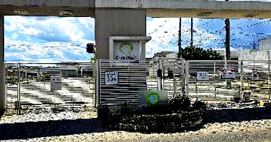 Casa 2 quartos com varanda, área construída 45,67m², terreno 116,25m²