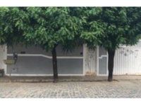 Casa em leilão com 249,92m² construída e 437,80m² de terreno