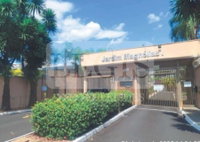 Casa com 4 suítes, piscina e 836,48m² de terreno