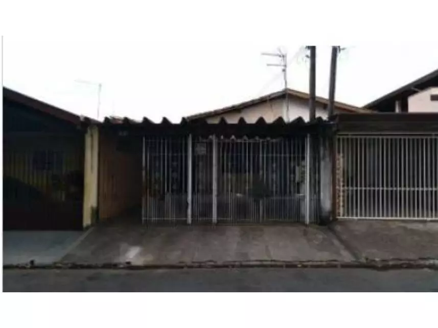 Casa com 2 quartos, 1 banheiro, 65m² construídos, ocupada