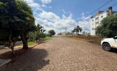 Casa 2 quartos, 1 banheiro, 52m² construída, ocupada